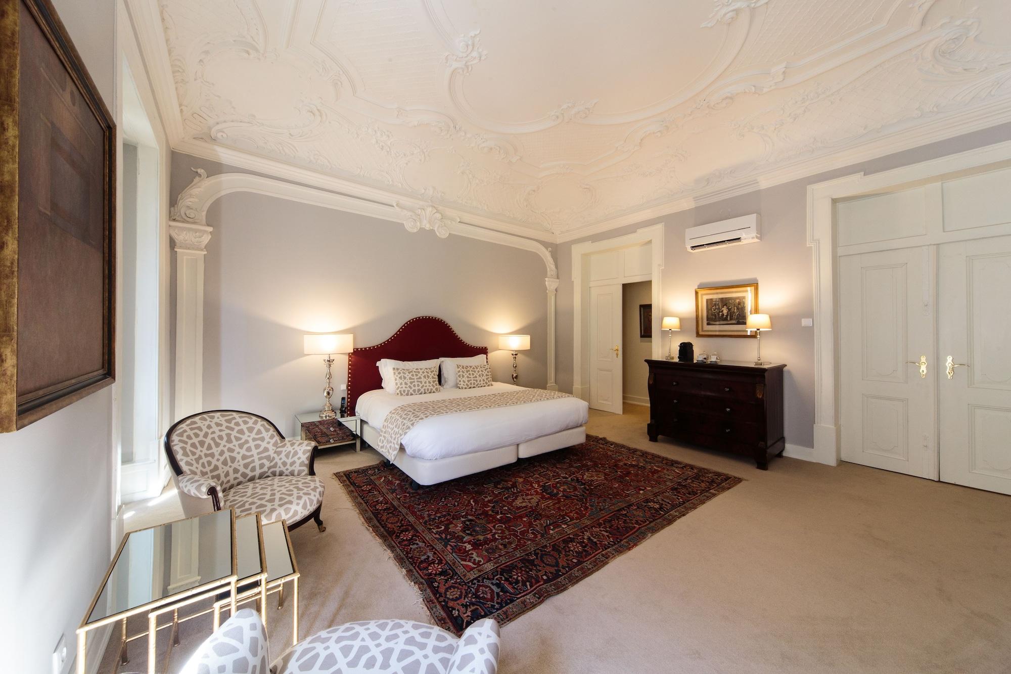 Dear - Palace Chiado